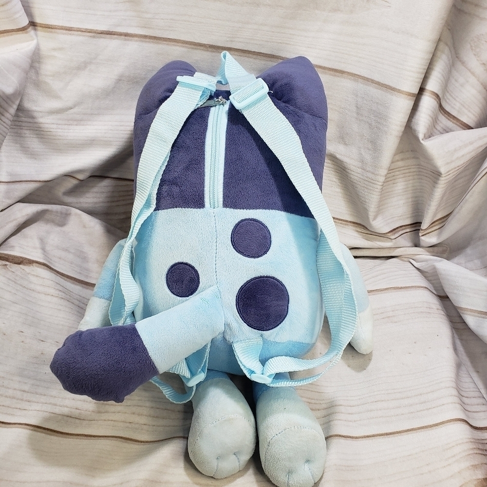 Bluey Plush Backpack Embroidered Adjustable 17 Inch 2023 - Picture 7 of 10